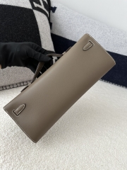 Kelly Cut 31cm Clutch in Imported Swift Calfskin, CK18 Etoupe Grey with Silver Hardware
