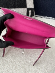 Kelly Pochette 22cm in Imported Swift Calfskin, L3 Rose Purple with Silver Hardware