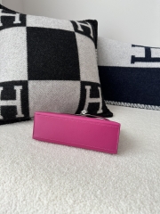 Kelly Pochette 22cm in Imported Swift Calfskin, L3 Rose Purple with Silver Hardware