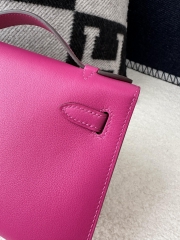 Kelly Pochette 22cm in Imported Swift Calfskin, L3 Rose Purple with Silver Hardware