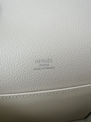 Roulis 18cm in Imported Evercolor Leather, CK10 Carie Milkshake White with Silver Hardware