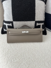 Kelly Cut 31cm in Swift Leather, M8 Gris Asphalte Asphalt Grey with Silver Hardware.