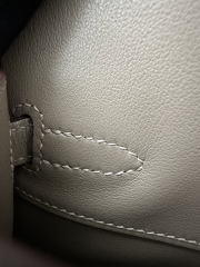 Kelly Cut 31cm in Swift Leather, M8 Gris Asphalte Asphalt Grey with Silver Hardware.