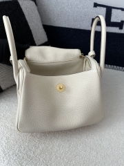 Lindy 26cm in Imported Togo Clemence Leather, I2 Nata Cream White with Gold Hardware.
