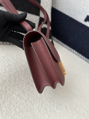 Constance 18cm Classic in Imported Epsom Leather with Grain, CK55 Rouge H with Gold Hardware