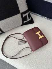 Constance 18cm Classic in Imported Epsom Leather with Grain, CK55 Rouge H with Gold Hardware
