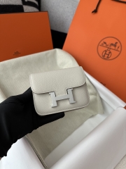 Constance Slim Cardholder Wallet in Evercolor Cowhide, 8L Beton Glacier White with Silver Hardware