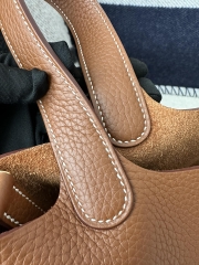 Picotin Lock 18cm in Imported Clemence Leather, CC37 Gold with Gold Hardware