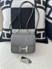 Constance 19cm New Mirror Edition in Imported Lizard Leather, CK84 Gris Fonce Rope Grey with Silver Hardware
