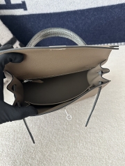 Kelly 25cm Touch in HCP Water-Dyed Shiny Nilo Crocodile with Imported Madame Calfskin, CK18 Etoupe Grey and CK81 Gris Tourterelle with Silver Hardware
