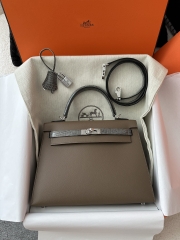 Kelly 25cm Touch in HCP Water-Dyed Shiny Nilo Crocodile with Imported Madame Calfskin, CK18 Etoupe Grey and CK81 Gris Tourterelle with Silver Hardware