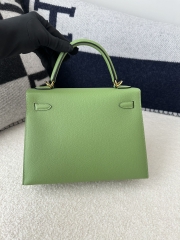 Kelly 25cm in Imported Epsom Leather, 3I Vert Criquet Avocado Green with Gold Hardware