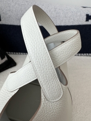 Picotin Lock 18cm in Imported Clemence TC Leather, 8L Beton Glacier White with Silver Hardware