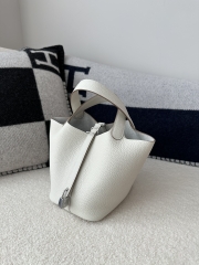 Picotin Lock 18cm in Imported Clemence TC Leather, 8L Beton Glacier White with Silver Hardware