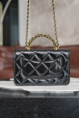 Chanel 24b Flap Bag with Chunky Chain Handle - Black