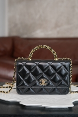 Chanel 24b Flap Bag with Chunky Chain Handle - Black