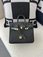 Birkin 25cm in Imported Chevre Goatskin, CC89 Noir Black with Gold Hardware