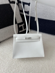 Kelly Danse 22cm Dance Bag in Imported Swift Calfskin, 01 Blank Pure White with Silver Hardware