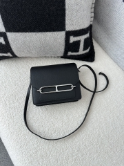Roulis 18cm in Imported Evercolor Leather, CK89 Noir Black with Silver Hardware