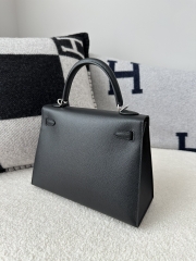 Kelly 25cm in Imported Epsom Leather, CK89 Noir Black with Silver Hardware