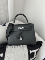 Kelly 25cm in Imported Epsom Leather, CK89 Noir Black with Silver Hardware
