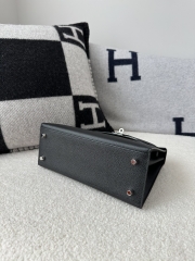 Kelly 25cm in Imported Epsom Leather, CK89 Noir Black with Silver Hardware