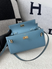 Kelly To Go Crossbody Wallet in Imported Epsom Leather, D2 New Blue Jean with Gold Hardware