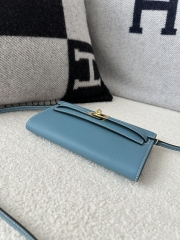 Kelly To Go Crossbody Wallet in Imported Epsom Leather, D2 New Blue Jean with Gold Hardware
