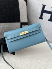 Kelly To Go Crossbody Wallet in Imported Epsom Leather, D2 New Blue Jean with Gold Hardware