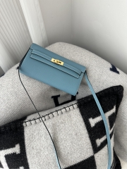 Kelly To Go Crossbody Wallet in Imported Epsom Leather, D2 New Blue Jean with Gold Hardware