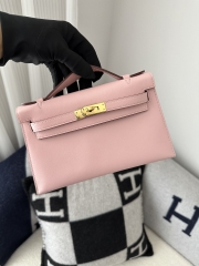 Kelly Pochette First Generation 22cm in Imported Swift Calfskin, 3Q Rose Sakura with Gold Hardware