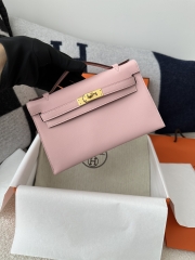 Kelly Pochette First Generation 22cm in Imported Swift Calfskin, 3Q Rose Sakura with Gold Hardware