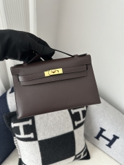 Kelly Pochette 22cm Swift Calfskin Leather CK47 Chocolate Brown Gold Hardware
