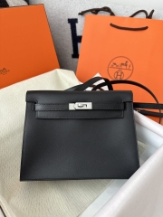 Kelly Danse 22cm Swift Calfskin Leather Black CC89 Noir Silver Hardware