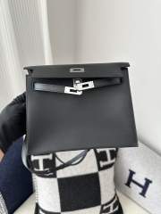 Kelly Danse 22cm Swift Calfskin Leather Black CC89 Noir Silver Hardware