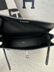 Kelly Danse 22cm Swift Calfskin Leather Black CC89 Noir Silver Hardware