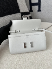 Constance to go epsom  M4  Gris pale Silver hardware