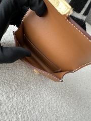 Constance slim epsom  CC37 Gold  gold hardware