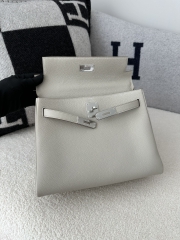 Kelly 28cm togo 8L Beton silver hardware