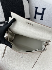 Kelly 28cm togo 8L Beton silver hardware
