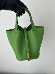 Picotin lock 18cm Clemence  A8 Vert yucca Gold hardware
