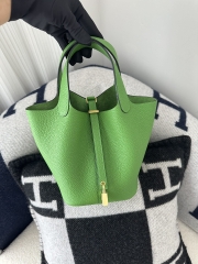 Picotin lock 18cm Clemence  A8 Vert yucca Gold hardware