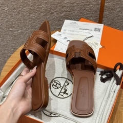 JD-450 - 181 Oran Slippers in Gold Swift Calfskin with Genuine Leather Outsole