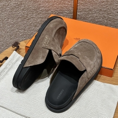 JD-680 - 309 Go Men's Mules in Etoupe Suede Calf Leather with Rubber Outsole