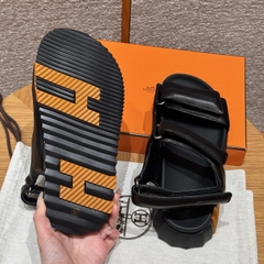 JD-560 - 088 Junior Sandals in Black (Noir) Calfskin with Rubber Outsole