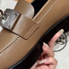 JD 680 Hot Loafer Calfskin Shoes