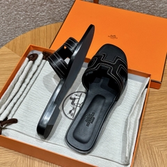 JD-450 - 181 Oran Slippers in Black (Noir) Swift Calfskin with Genuine Leather Outsole
