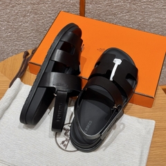 JD-520 226 Genius Women's Sandals in Black Calfskin with Rubber Outsole