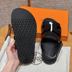 JD-520 226 Genius Women's Sandals in Black Calfskin with Rubber Outsole