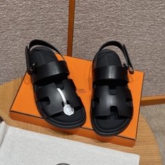 JD-520 226 Genius Women's Sandals in Black Calfskin with Rubber Outsole